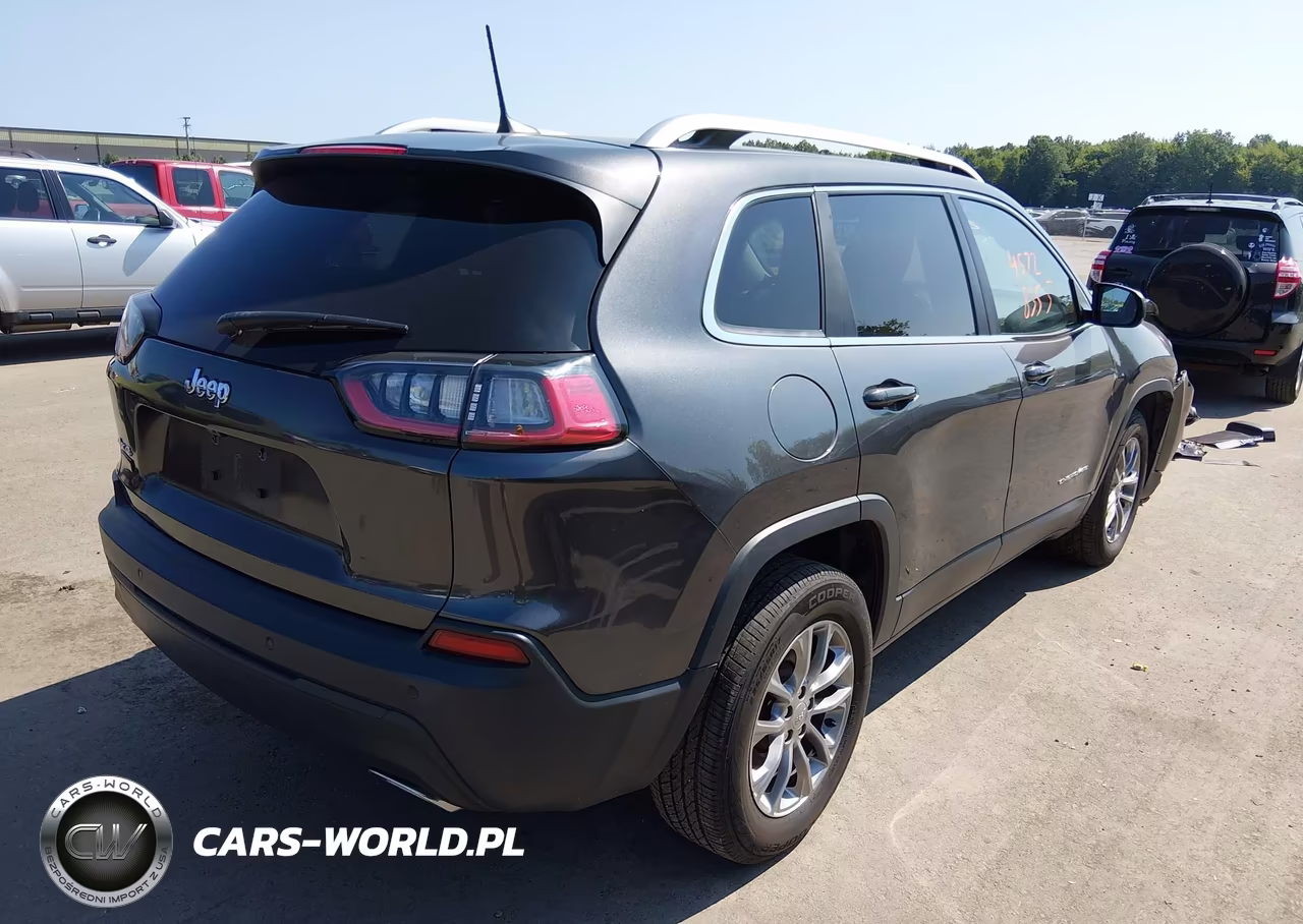 2020 Jeep Cherokee Latitude Lux 4X4 VIN:1C4PJMLXXLD631279 - 4