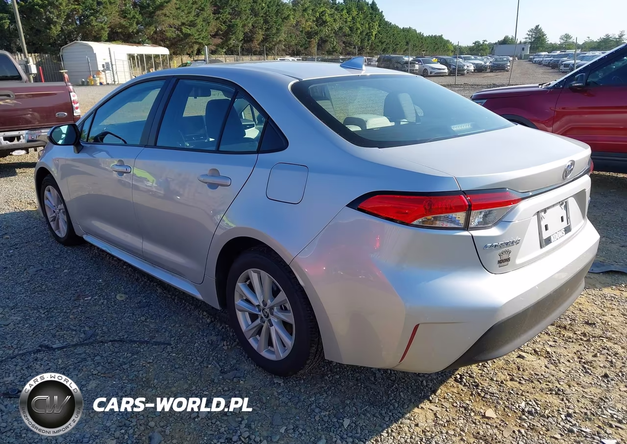 2026 Toyota Corolla Le VIN:5YFB4MDE7TP411111 - 3