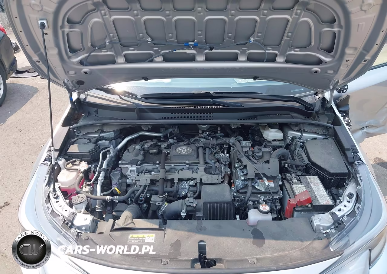 2025 Toyota Corolla Hybrid Le VIN:JTDBCMFE0S3099205 - 10