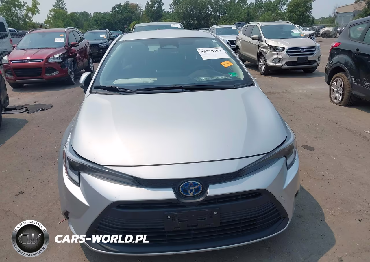 2025 Toyota Corolla Hybrid Le VIN:JTDBCMFE0S3099205 - 12