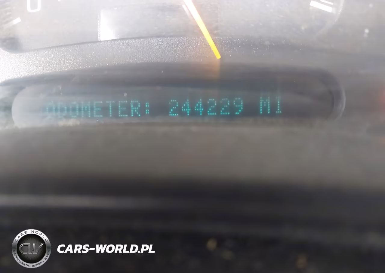 2005 Chevrolet Tahoe Ls VIN:1GNEC13V55R175414 - 7