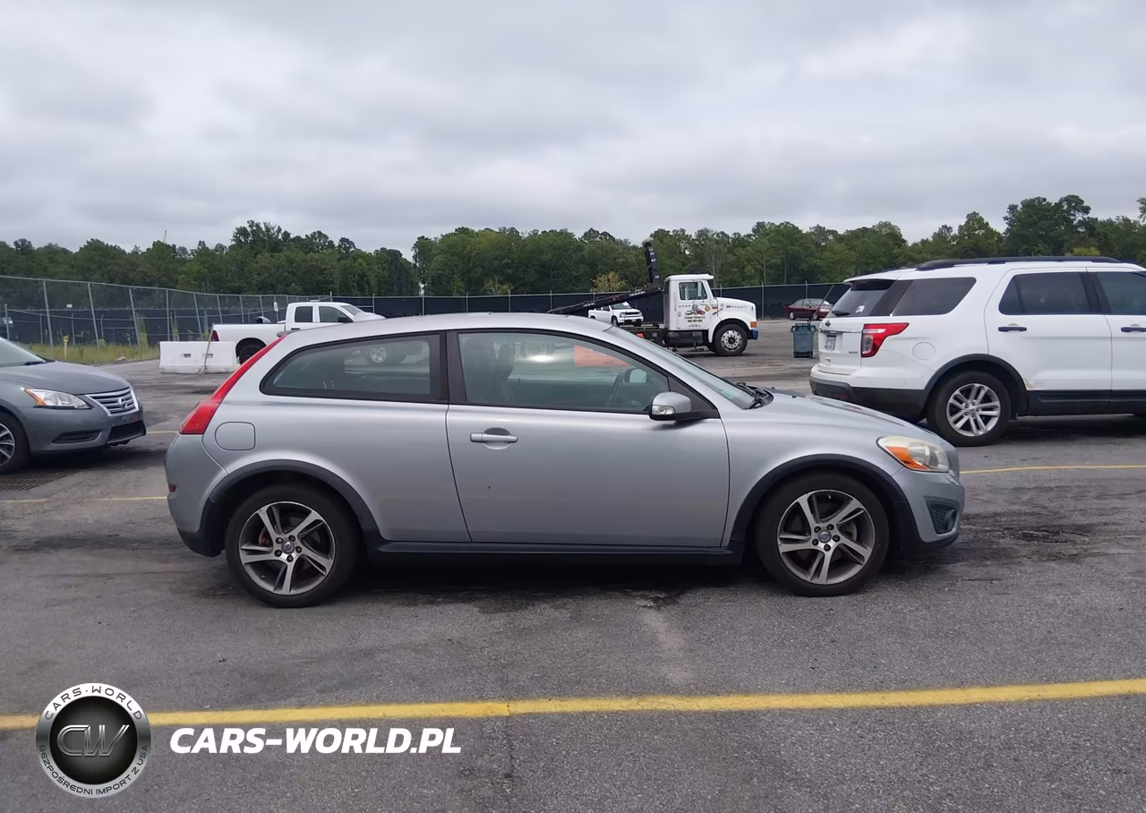 2013 Volvo C30 T5 VIN:YV1672MKXD2310481 - 13