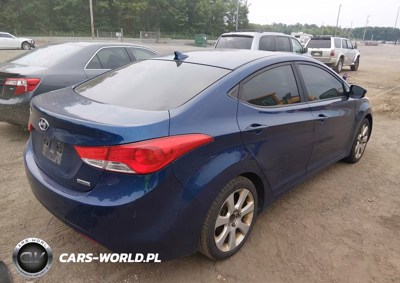 2013 Hyundai Elantra Limited VIN:KMHDH4AE6DU519544 - 4