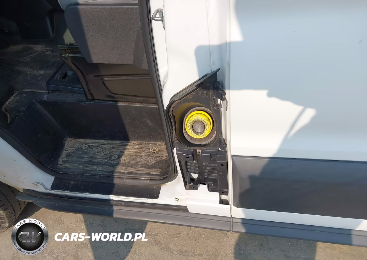 2018 Ford Transit-150 Xl VIN:1FMZK1ZM5JKB42620 - 15