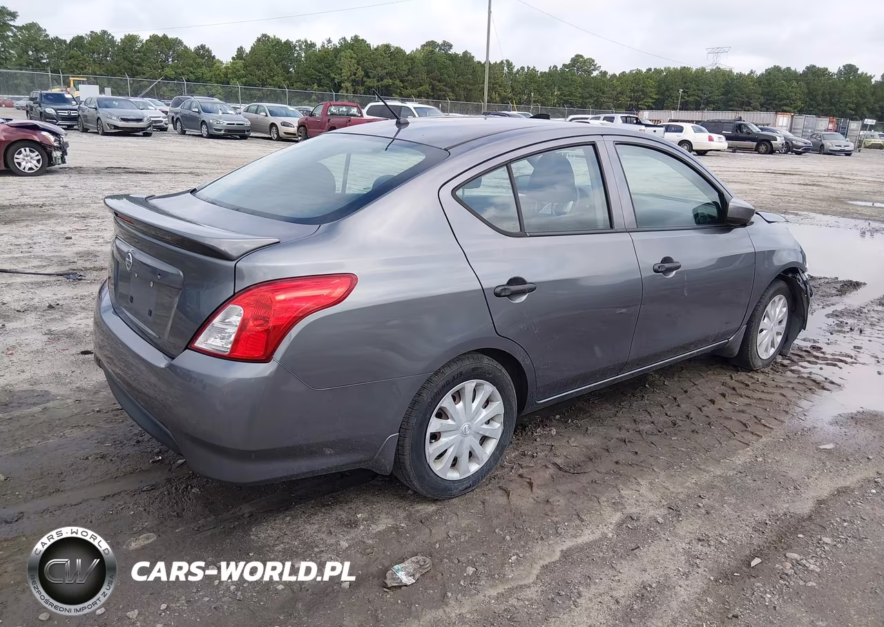 2018 Nissan Versa 1.6 S+ VIN:3N1CN7AP6JL854808 - 4