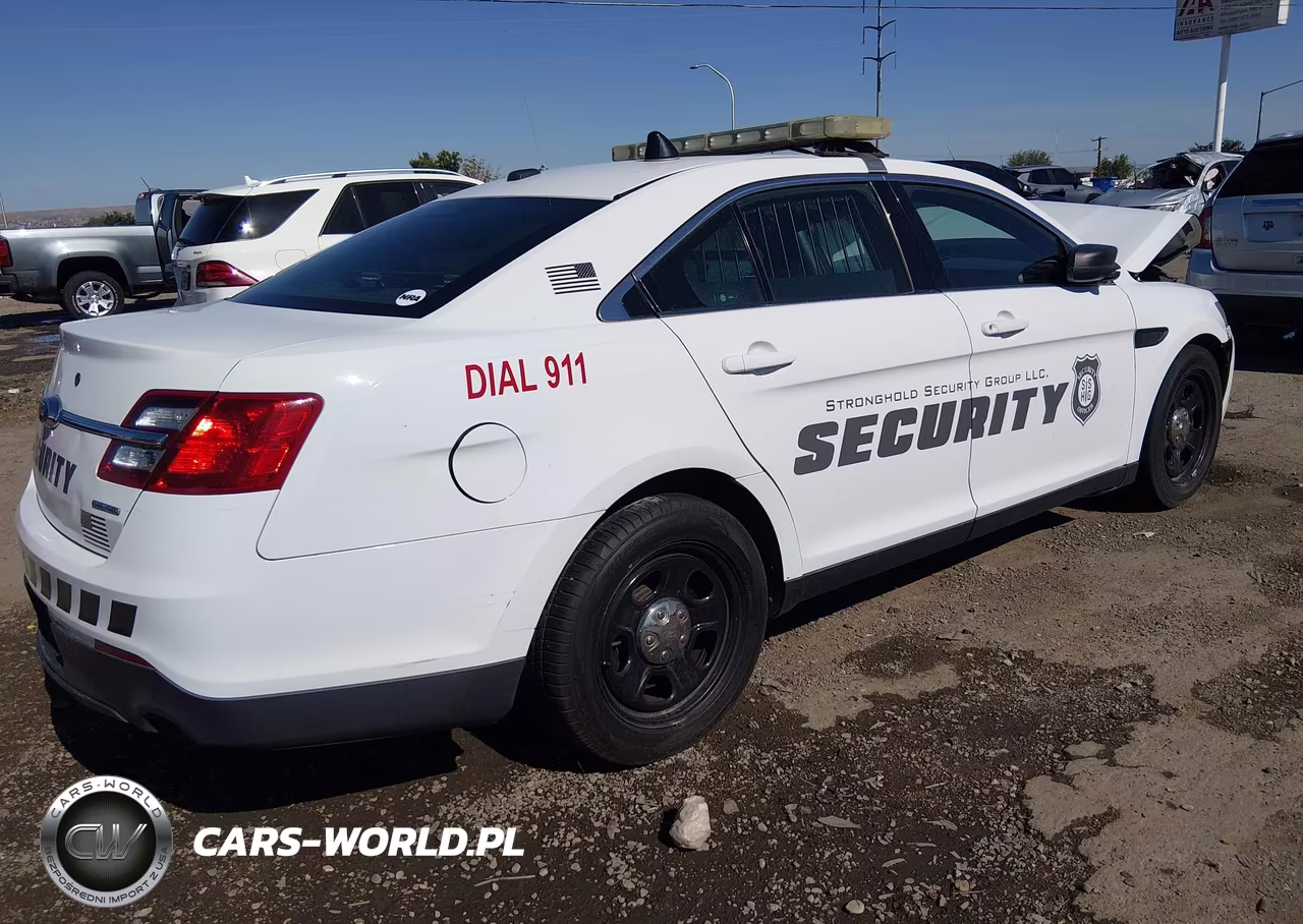 2016 Ford Taurus Police Interceptor VIN:1FAHP2L81GG134504 - 4