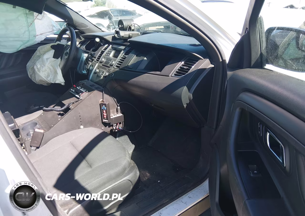 2016 Ford Taurus Police Interceptor VIN:1FAHP2L81GG134504 - 5