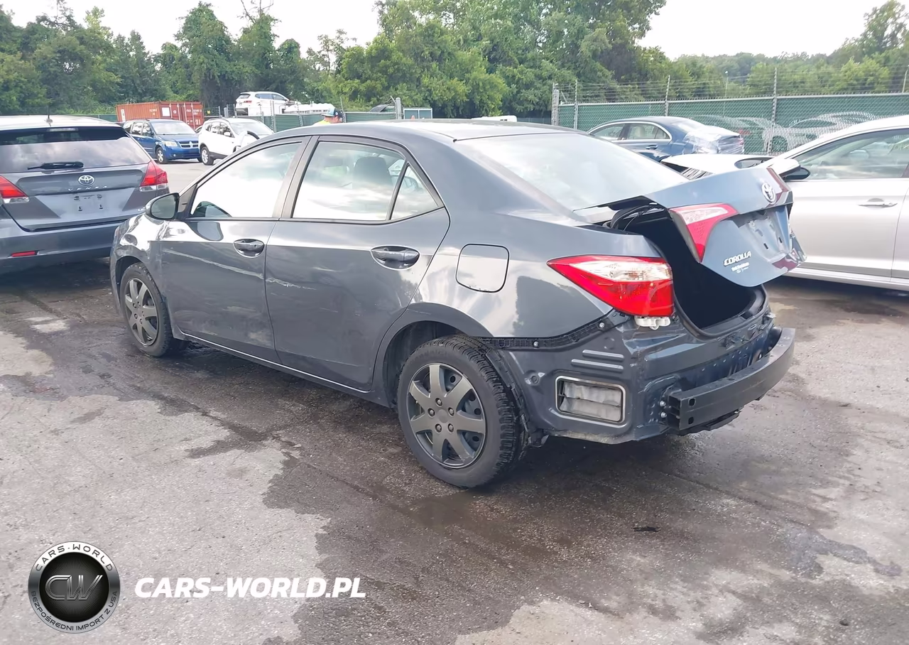 2017 Toyota Corolla Le VIN:2T1BURHE1HC838170 - 3