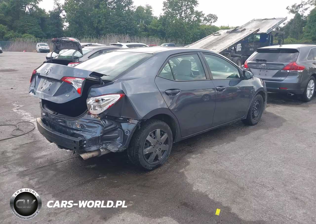 2017 Toyota Corolla Le VIN:2T1BURHE1HC838170 - 4
