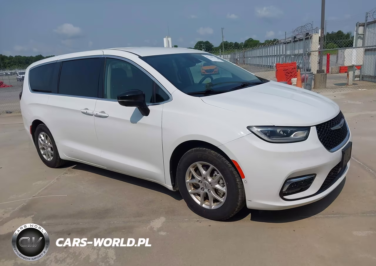 2024 Chrysler Pacifica Touring L VIN:2C4RC1BG7RR135719 - 1