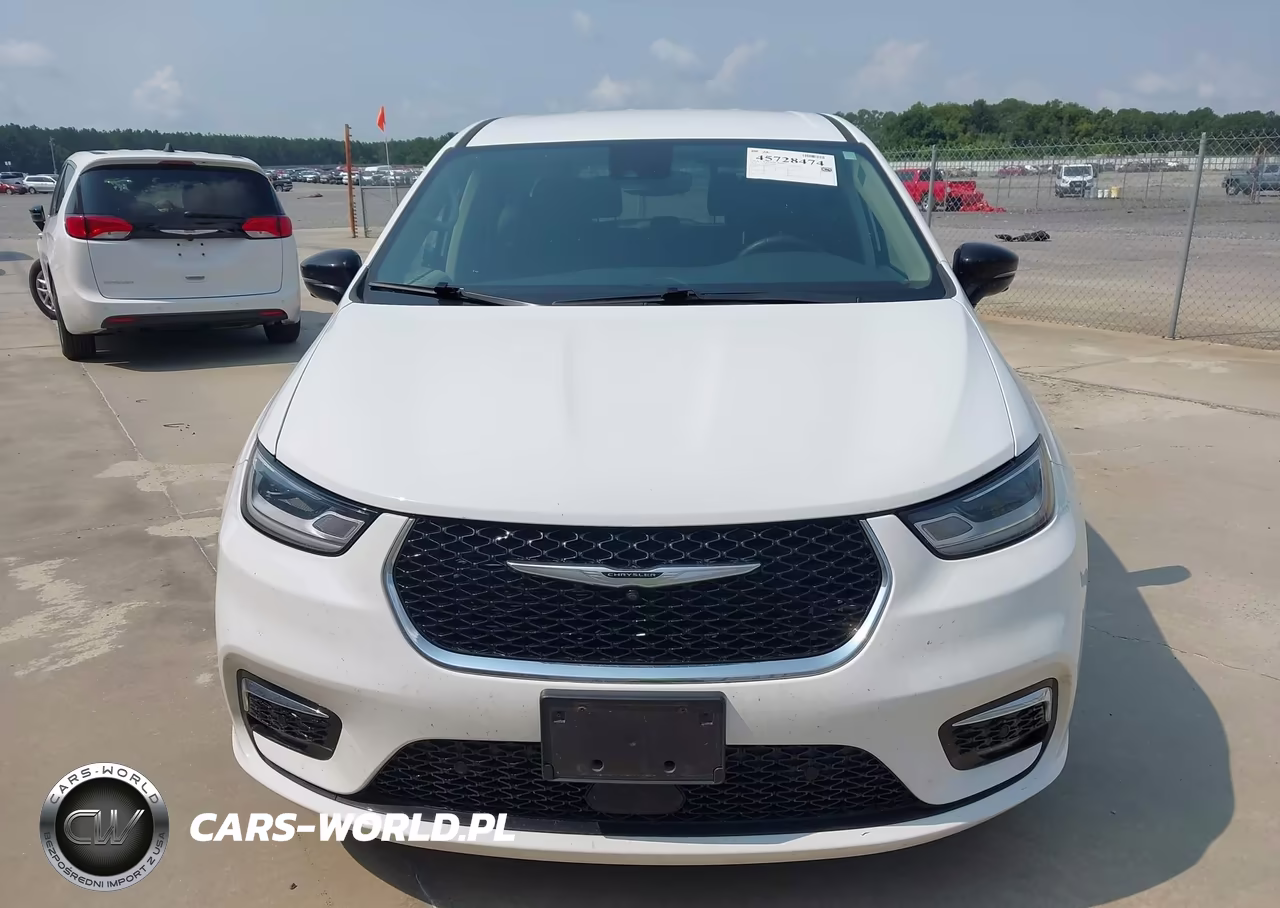 2024 Chrysler Pacifica Touring L VIN:2C4RC1BG7RR135719 - 15