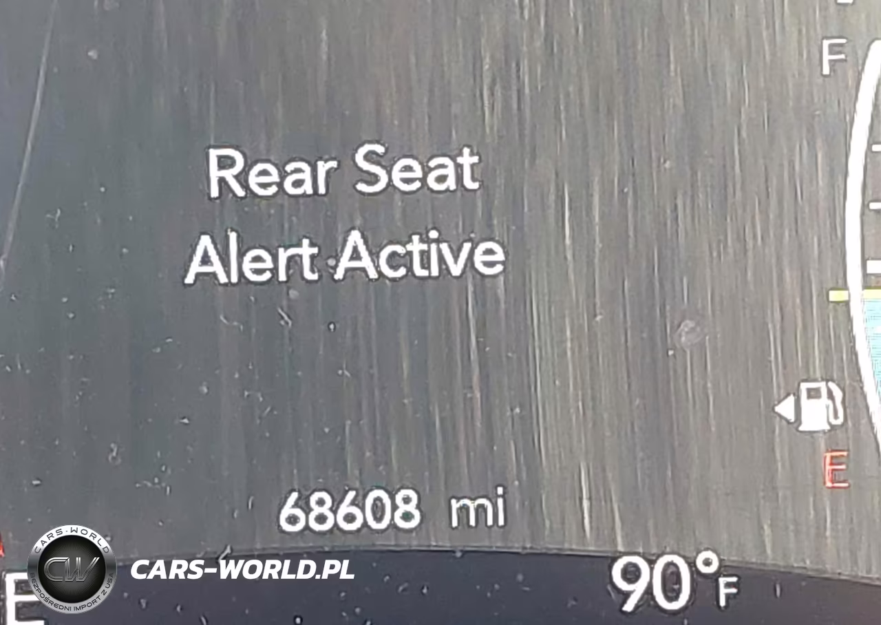 2024 Chrysler Pacifica Touring L VIN:2C4RC1BG7RR135719 - 18