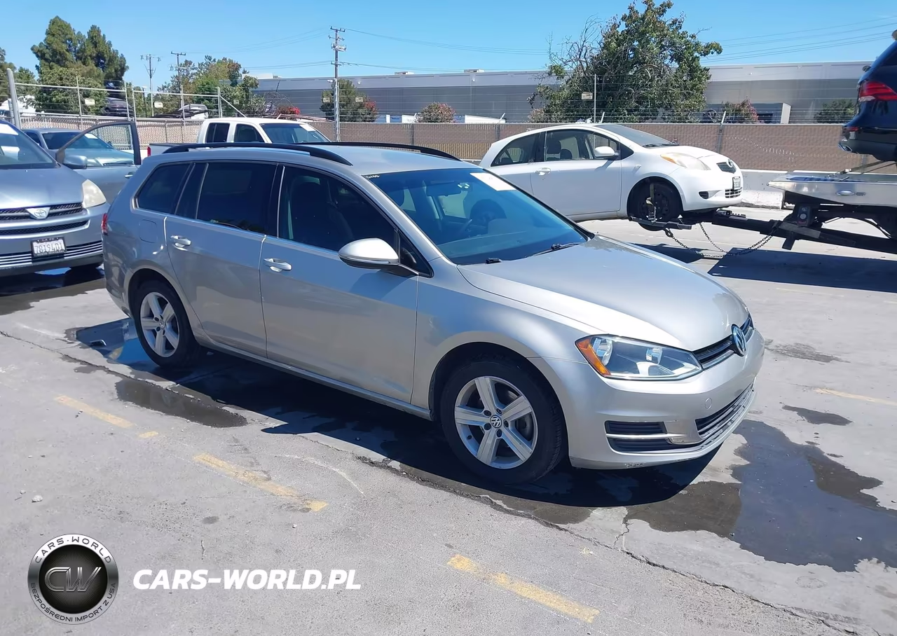 2015 Volkswagen Golf Sportwagen Tdi S 4-Door