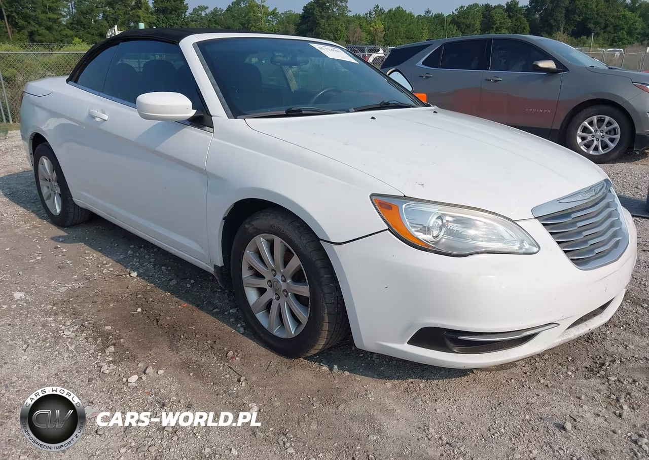 2012 Chrysler 200 Touring
