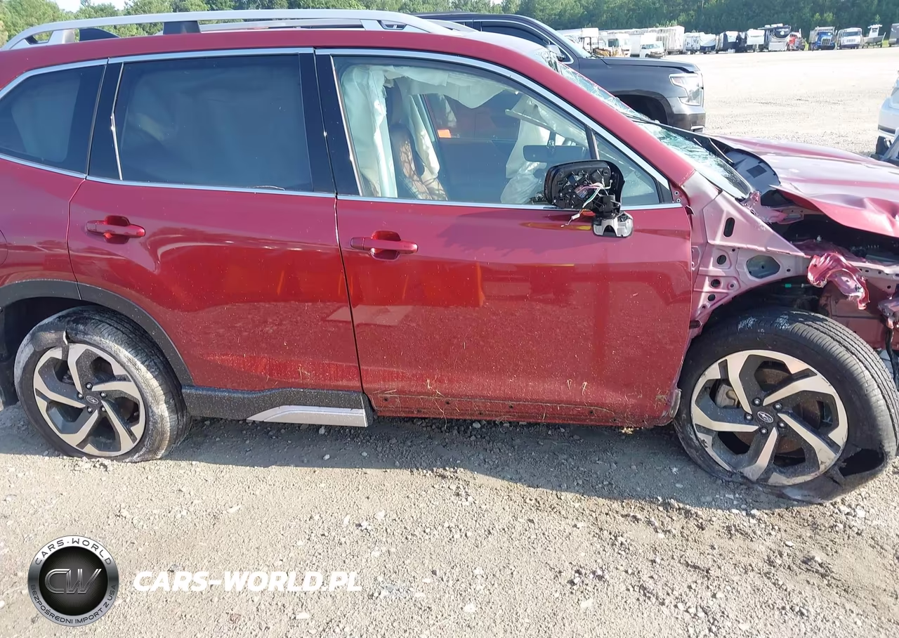 2024 Subaru Forester Touring VIN:JF2SKAMC8RH484125 - 13