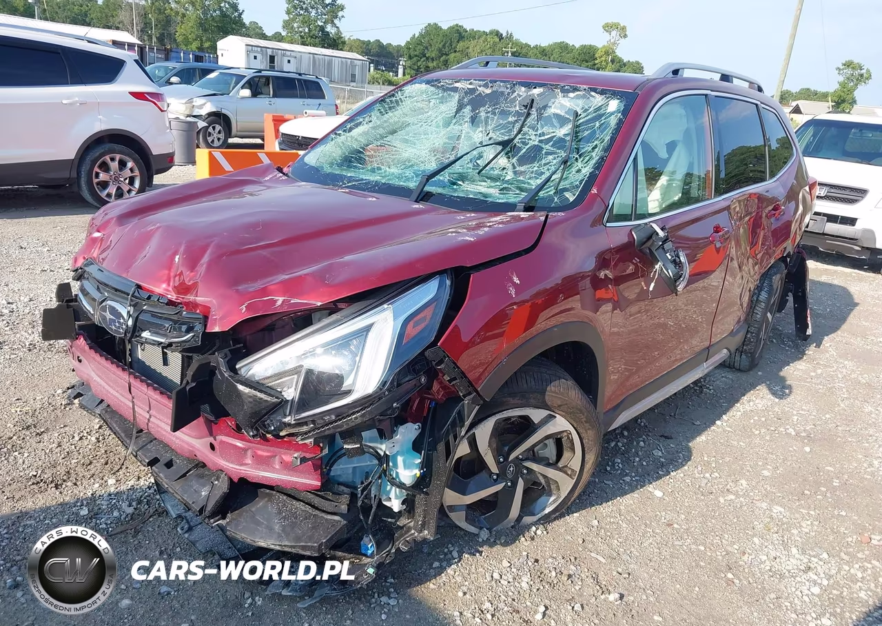2024 Subaru Forester Touring VIN:JF2SKAMC8RH484125 - 2