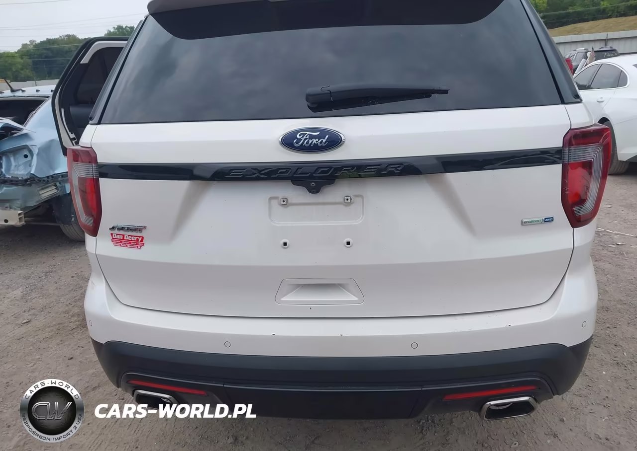 2016 Ford Explorer Sport VIN:1FM5K8GT6GGC21663 - 17