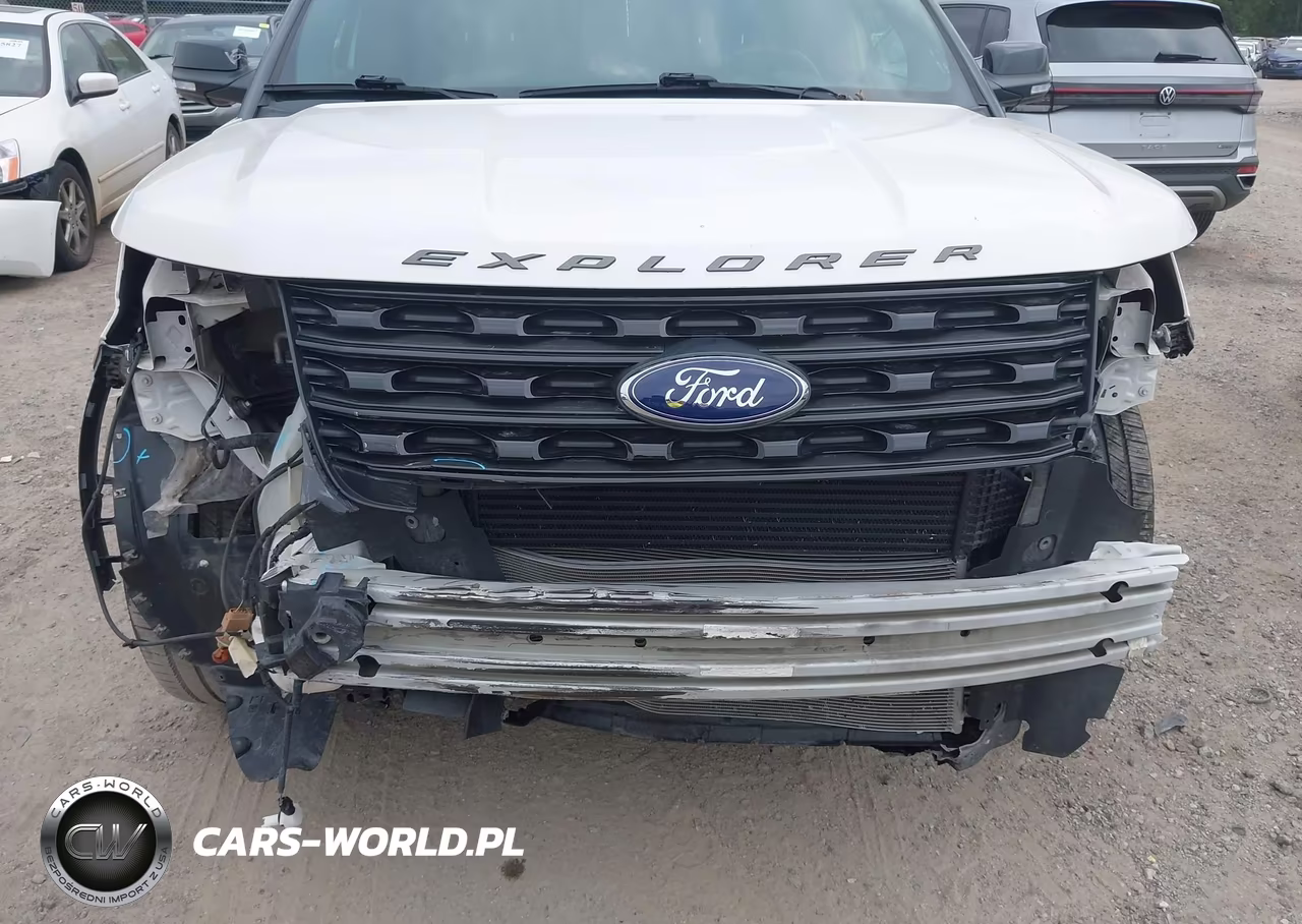 2016 Ford Explorer Sport VIN:1FM5K8GT6GGC21663 - 6