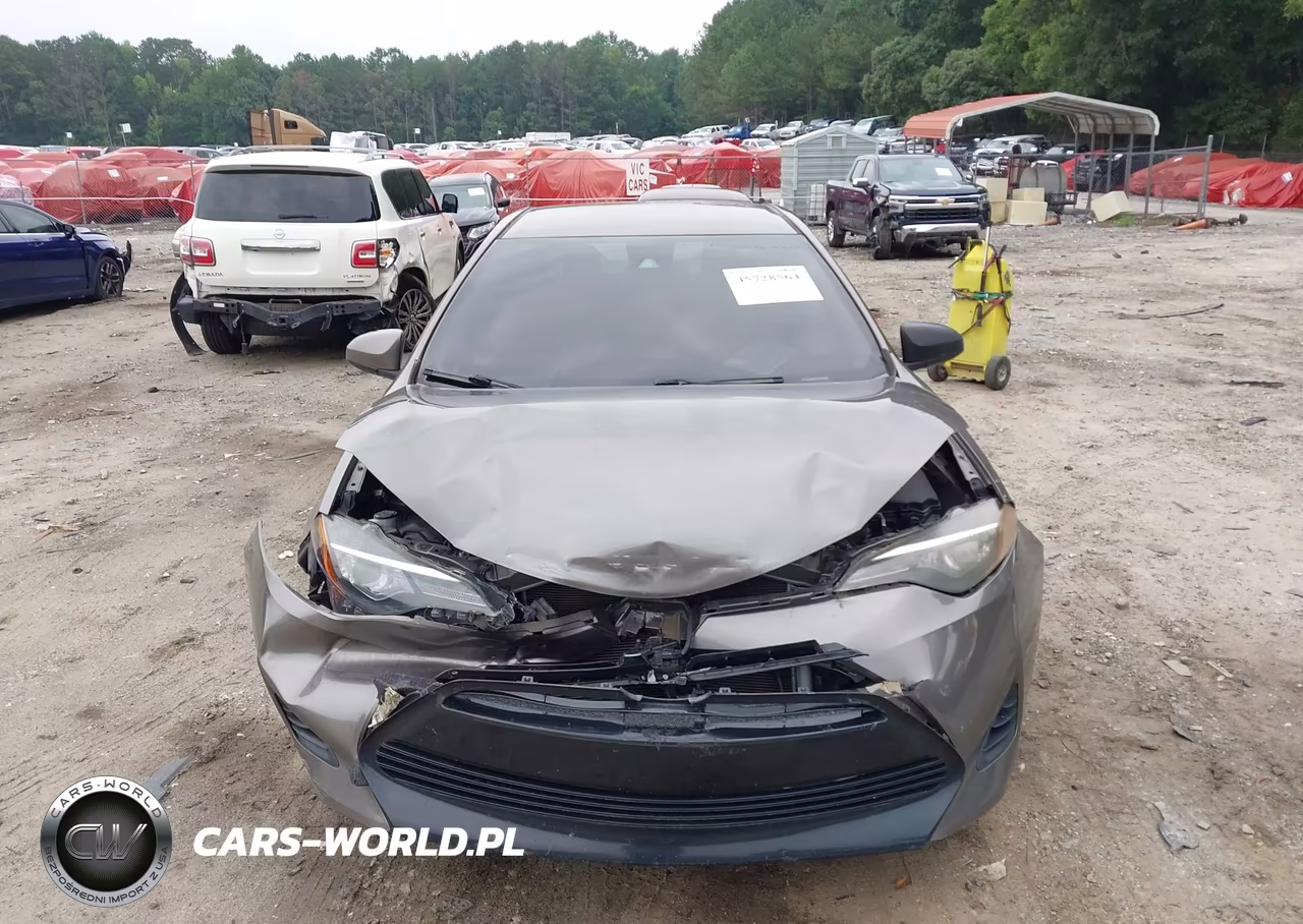2017 Toyota Corolla Le VIN:2T1BURHE5HC840391 - 12