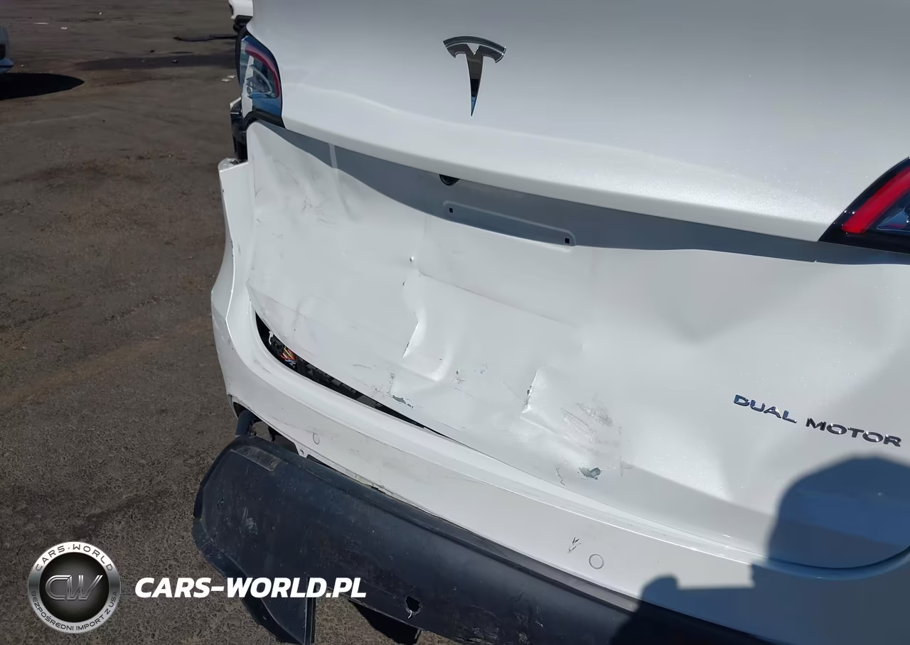 2022 Tesla Model Y Long Range Dual Motor All-Wheel Drive VIN:7SAYGDEE3NF373166 - 20