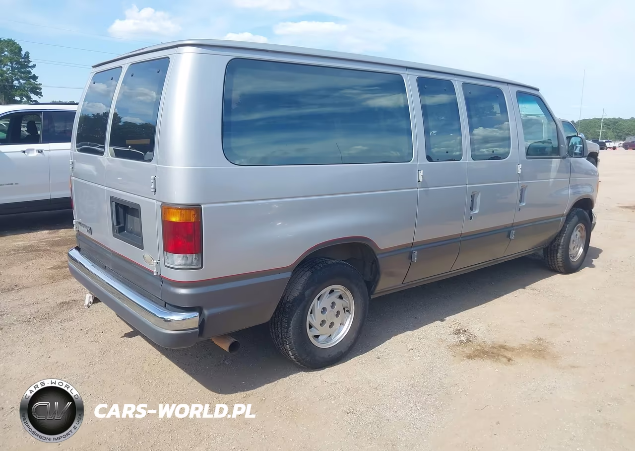 1992 Ford Econoline E150 VIN:1FMEE11H8NHA12340 - 4