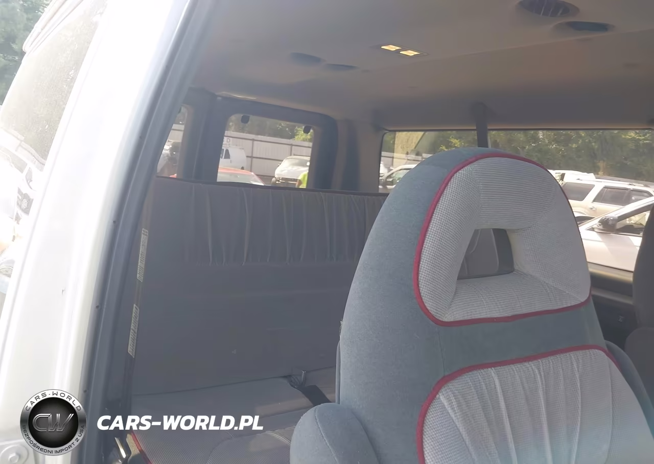 1992 Ford Econoline E150 VIN:1FMEE11H8NHA12340 - 8