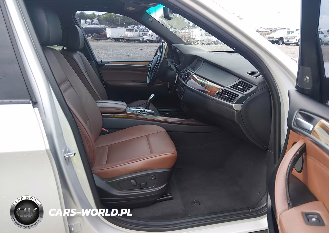 2009 BMW X5 xDrive30I VIN:5UXFE43599L260613 - 5