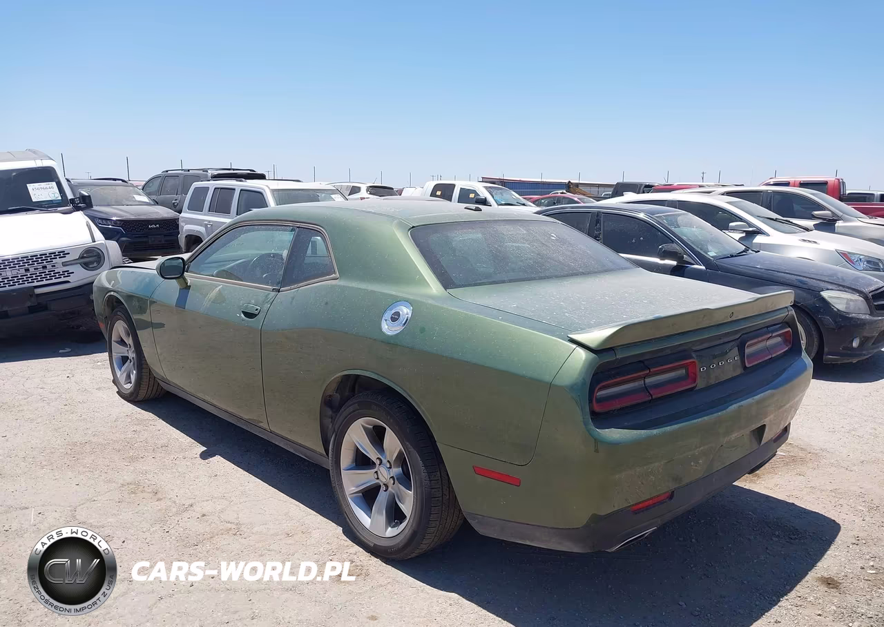 2021 Dodge Challenger Sxt VIN:2C3CDZAG9MH623138 - 3