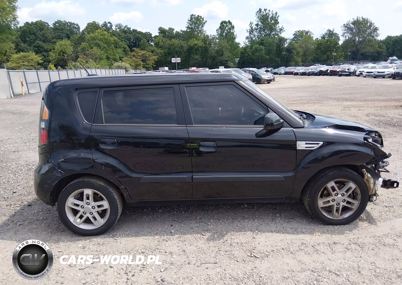 2010 Kia Soul + VIN:KNDJT2A27A7184188 - 14