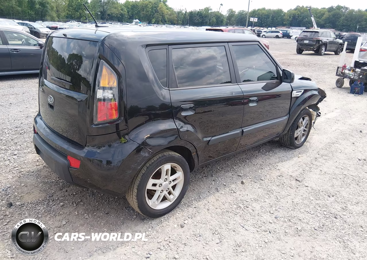 2010 Kia Soul + VIN:KNDJT2A27A7184188 - 4