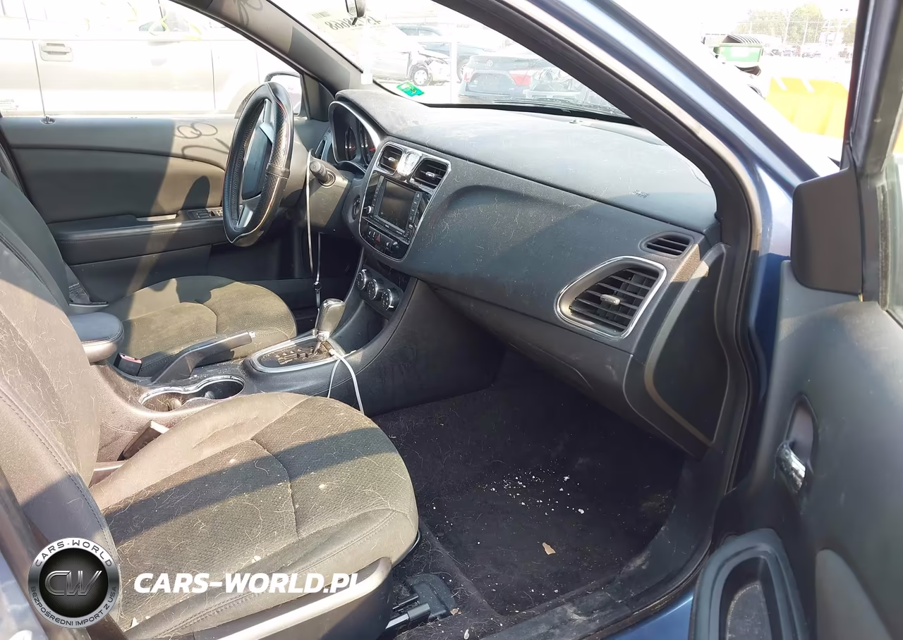 2011 Chrysler 200 Touring VIN:1C3BC1FB5BN569287 - 5