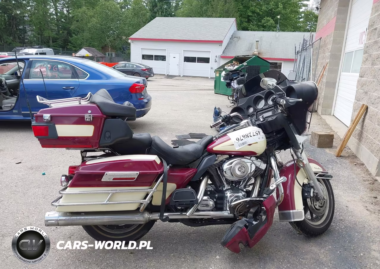 2007 Harley-Davidson Flhtcui VIN:1HD1FC4197Y673581 - 12