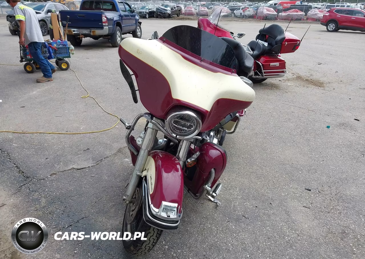 2007 Harley-Davidson Flhtcui VIN:1HD1FC4197Y673581 - 5
