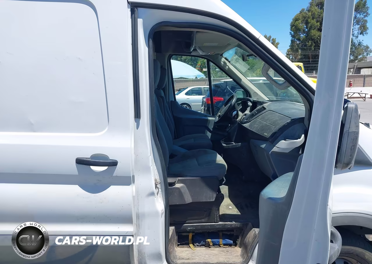 2015 Ford Transit-250 VIN:1FTYR1CMXFKA75573 - 5