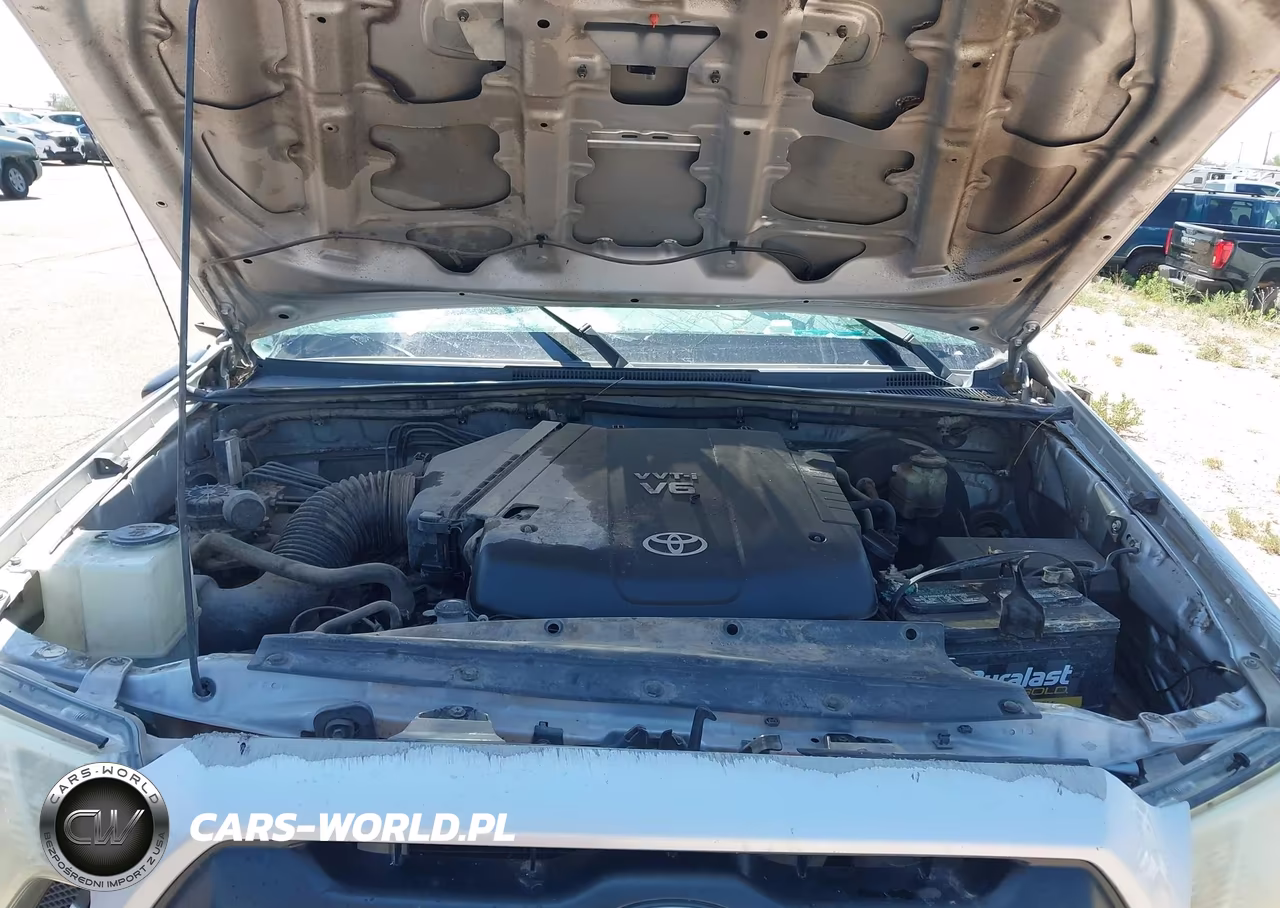 2012 Toyota Tacoma Prerunner V6 VIN:3TMKU4HN2CM033166 - 10
