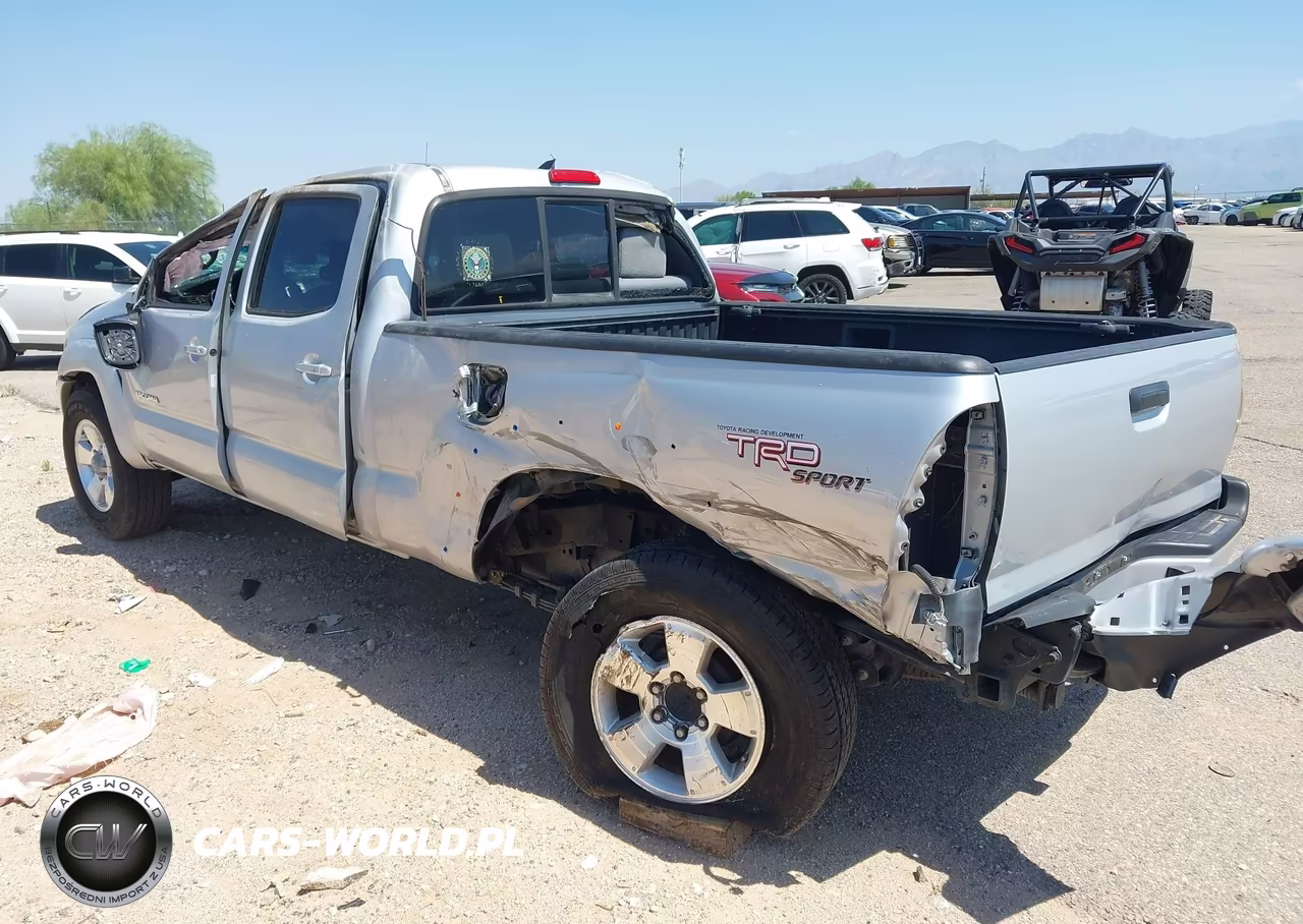 2012 Toyota Tacoma Prerunner V6 VIN:3TMKU4HN2CM033166 - 3