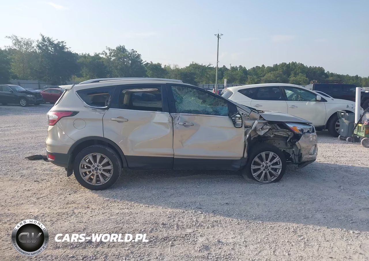2017 Ford Escape Titanium VIN:1FMCU9JD9HUB41141 - 13