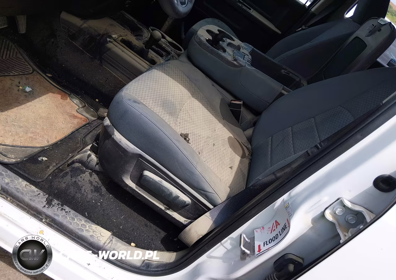 2018 Ram 2500 Tradesman 4X4 6'4 Box VIN:3C6UR5CJ3JG347674 - 6