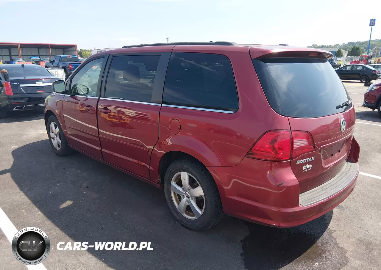 2011 Volkswagen Routan Se VIN:2V4RW3DG5BR642002 - 3