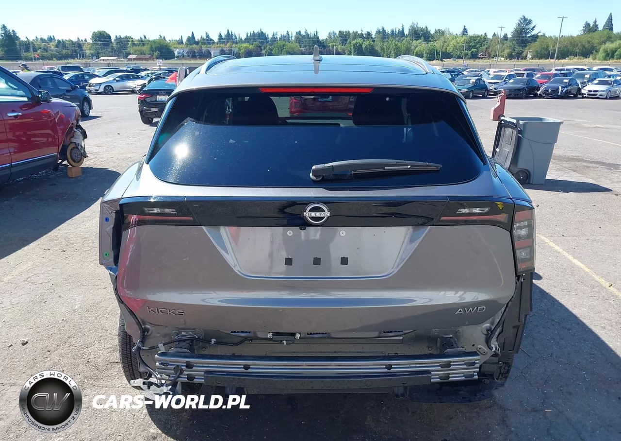 2025 Nissan Kicks Sr Intelligent Awd VIN:3N8AP6DDXSL334529 - 17