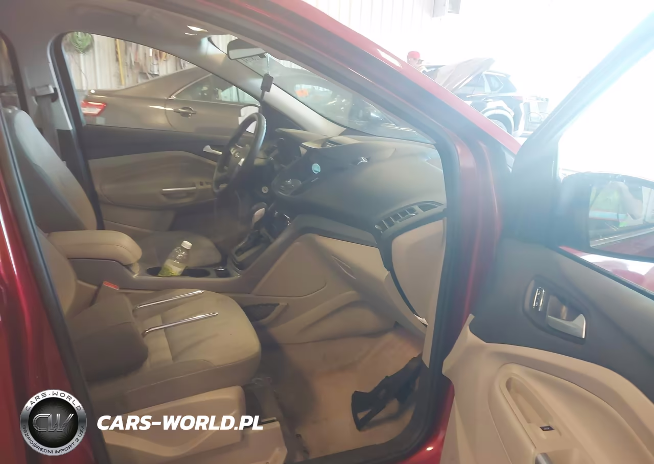 2016 Ford Escape Se VIN:1FMCU0GX0GUA52084 - 5