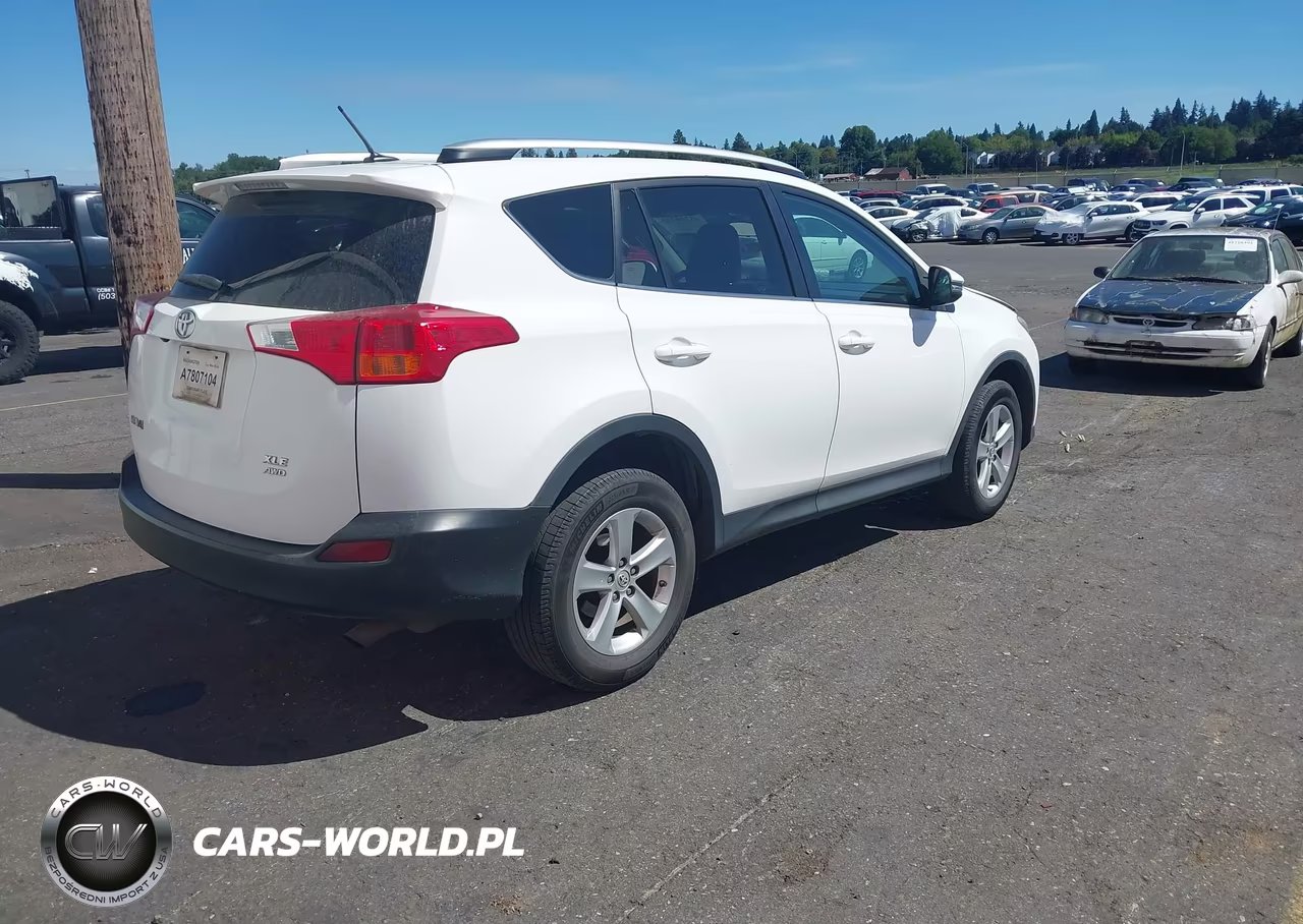 2014 Toyota Rav4 Xle VIN:2T3RFREV6EW140359 - 4