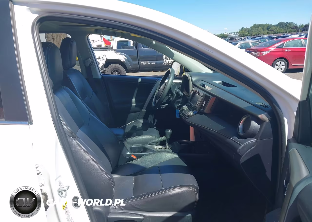 2014 Toyota Rav4 Xle VIN:2T3RFREV6EW140359 - 5