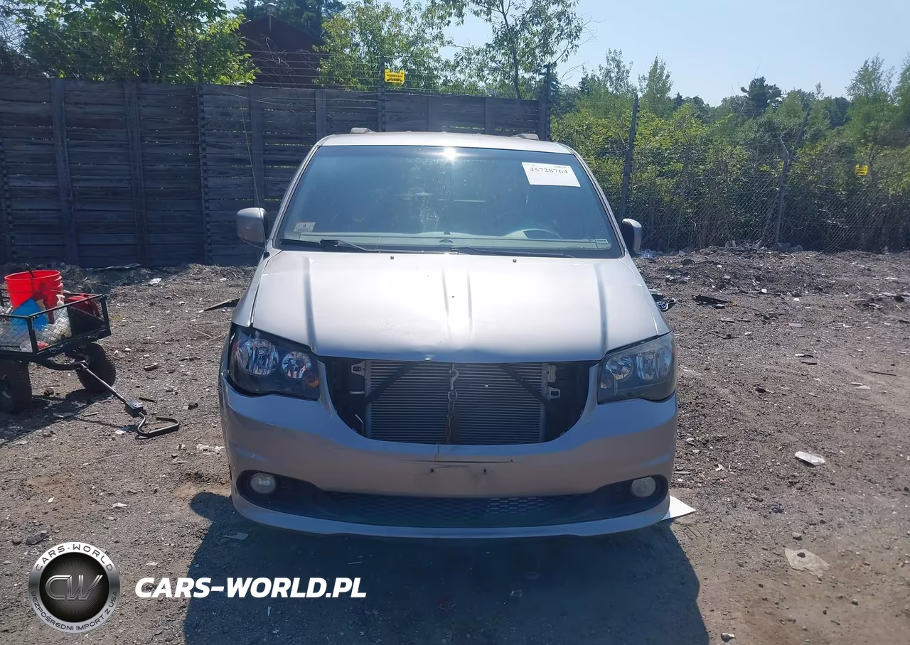 2016 Dodge Grand Caravan R-T VIN:2C4RDGEG6GR340165 - 12