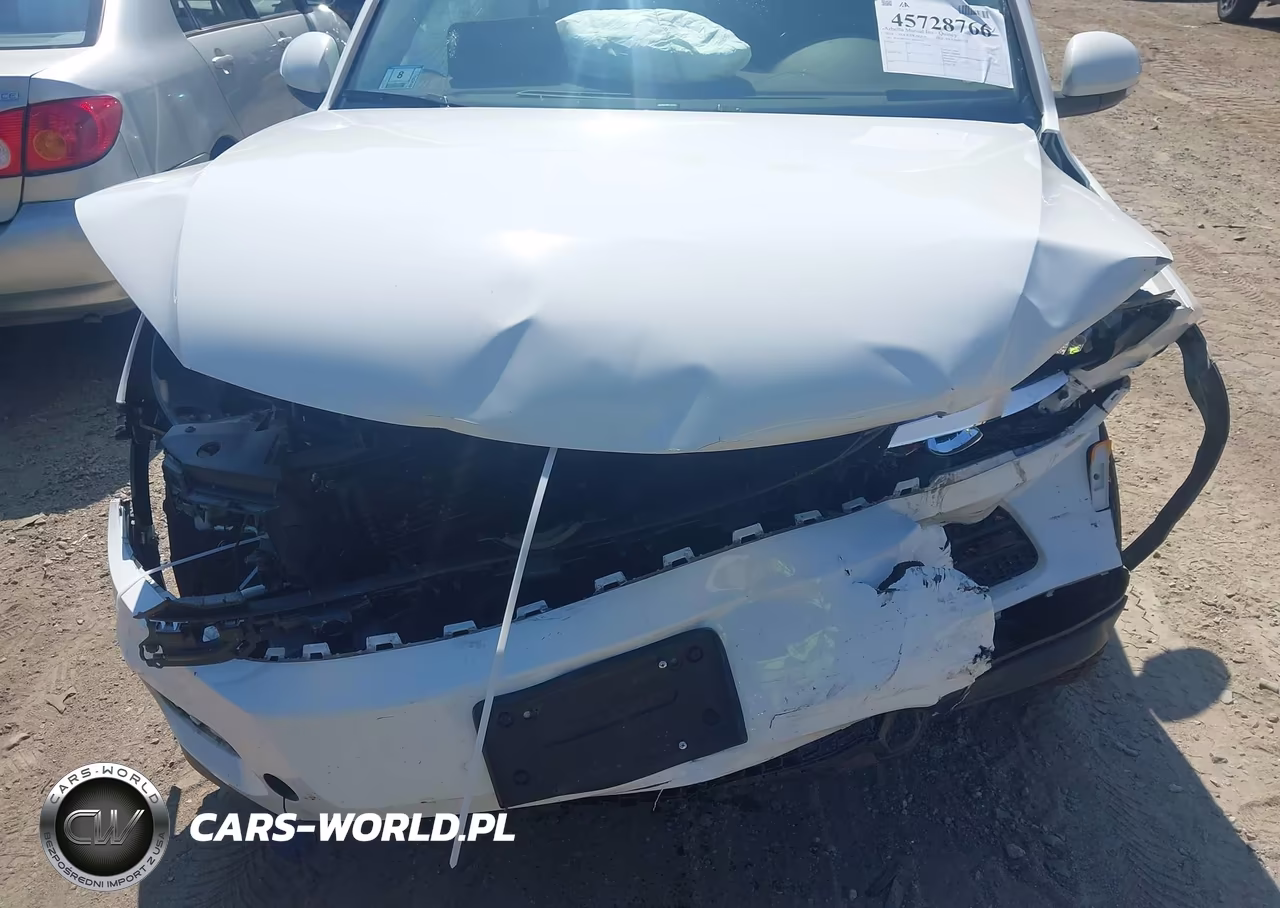 2018 Volkswagen Tiguan Limited 2.0T VIN:WVGBV7AX7JK001615 - 11