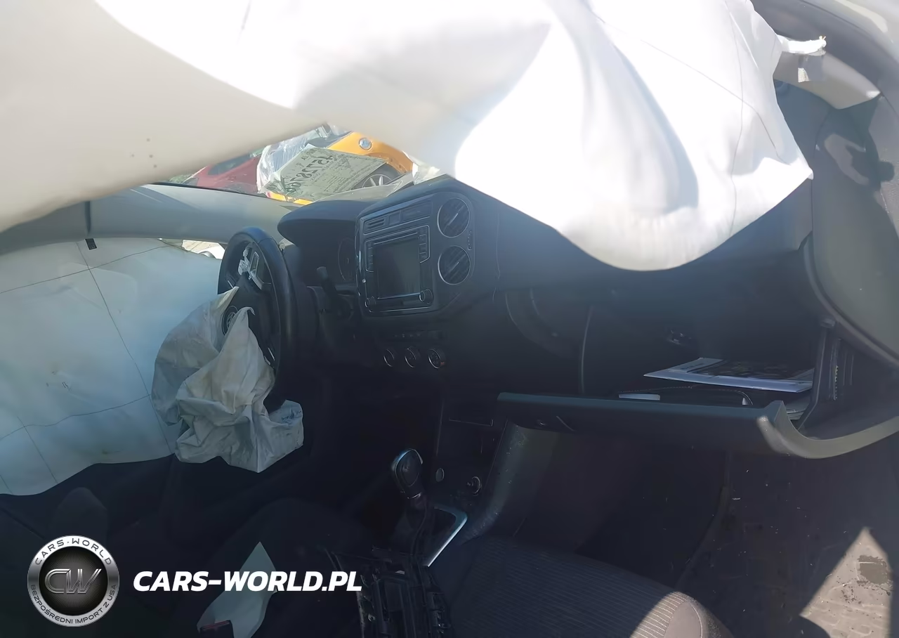 2018 Volkswagen Tiguan Limited 2.0T VIN:WVGBV7AX7JK001615 - 5