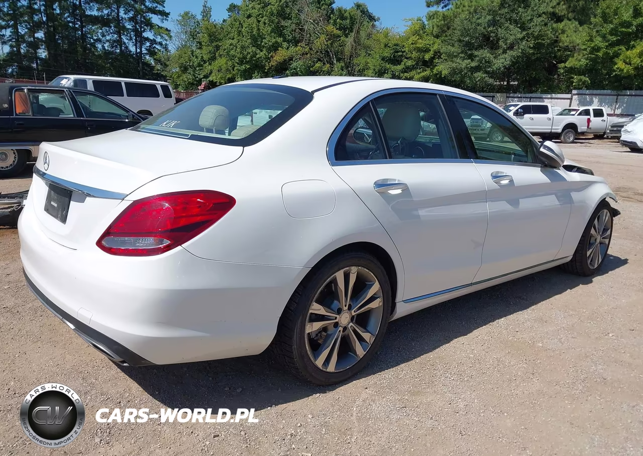 2016 Mercedes-Benz C 300 VIN:55SWF4JB1GU161788 - 4