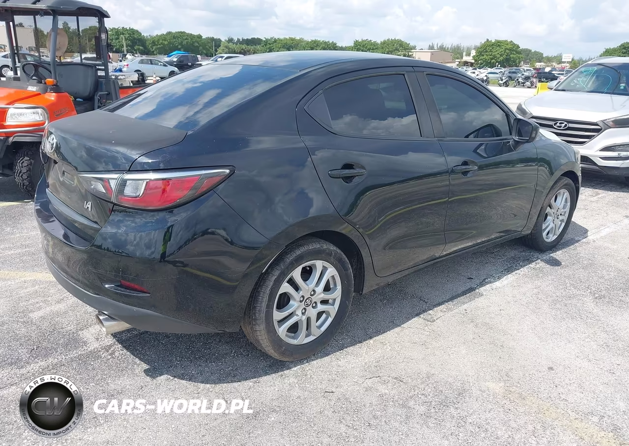 2017 Toyota Yaris Ia VIN:3MYDLBYV5HY193737 - 4