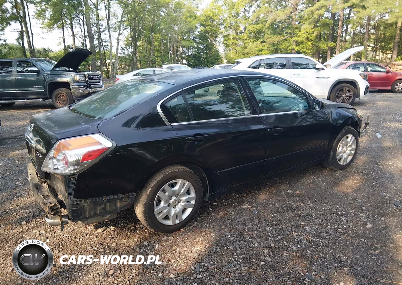 2011 Nissan Altima 2.5 S VIN:1N4AL2AP7BC156532 - 4