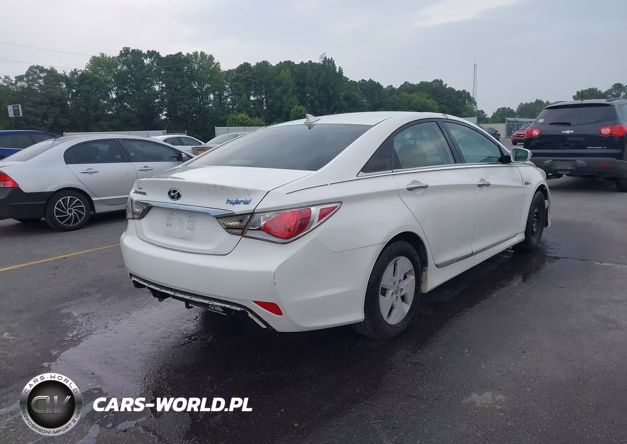 2012 Hyundai Sonata Hybrid VIN:KMHEC4A41CA026042 - 4